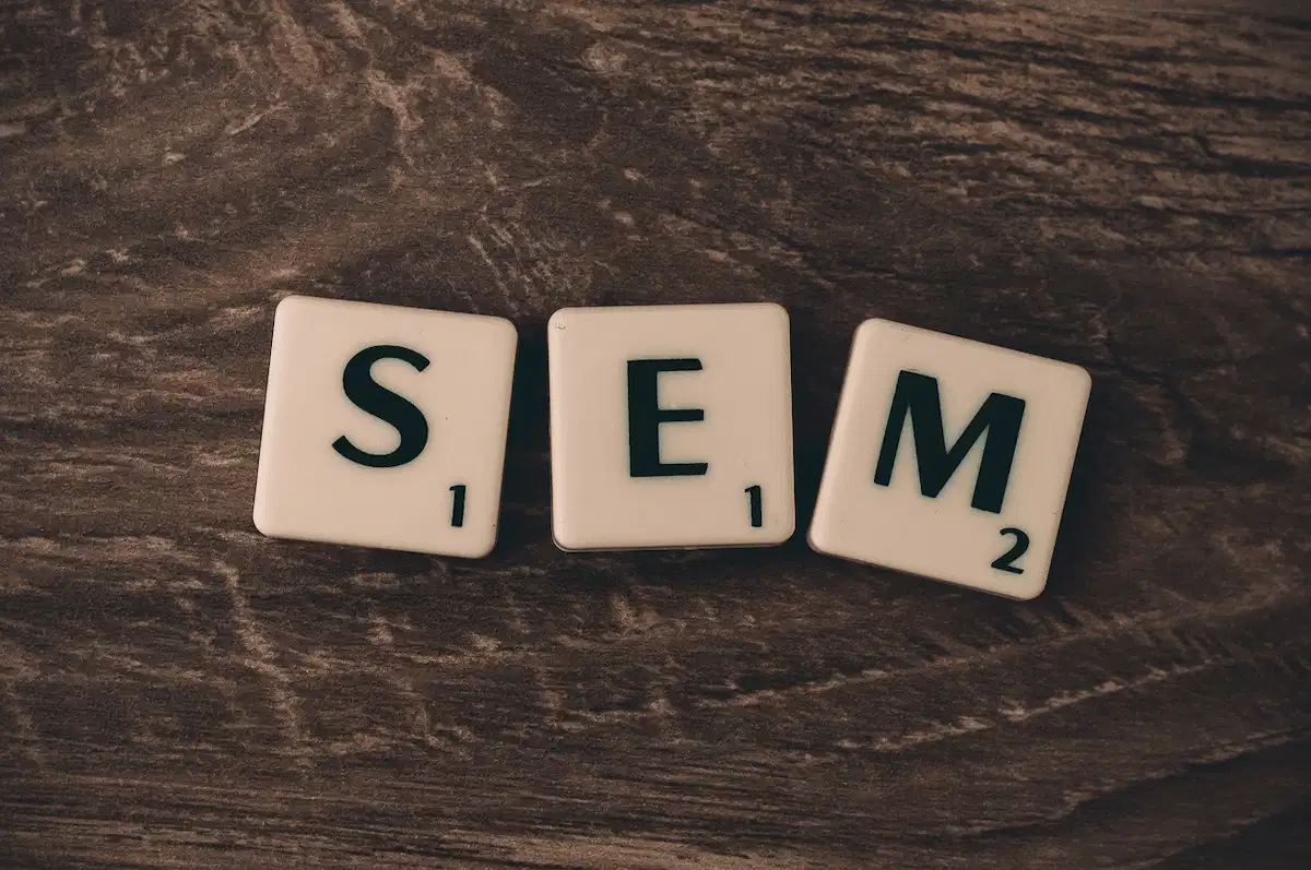 الفرق بين SEO و SEM