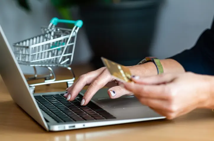 إحصاءات التجارة الالكترونية في السعودية 